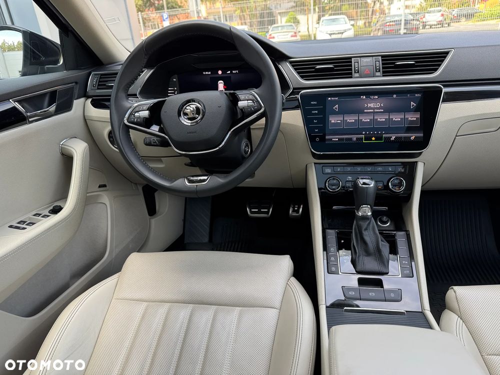 Skoda Superb 2.0 TSI 4x4 L&K DSG - 25