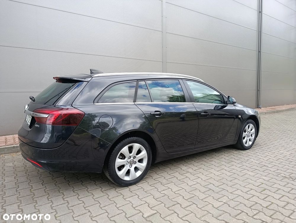Opel Insignia 2.0 CDTI - 10