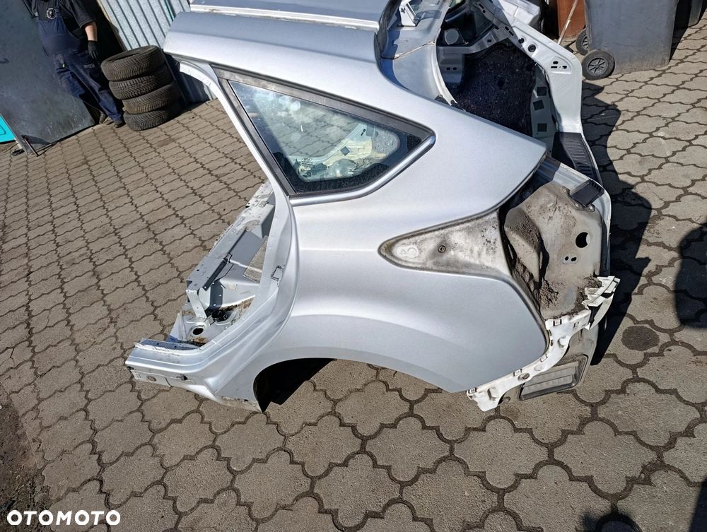 Focus MK3 ćwiartka błotnik tylny lewy tył kolor BO HB 5-drzwi Ford - 1