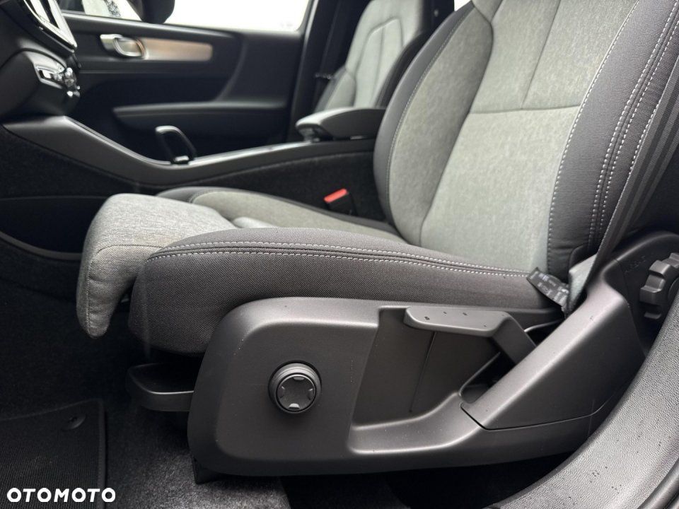Volvo XC 40 - 20