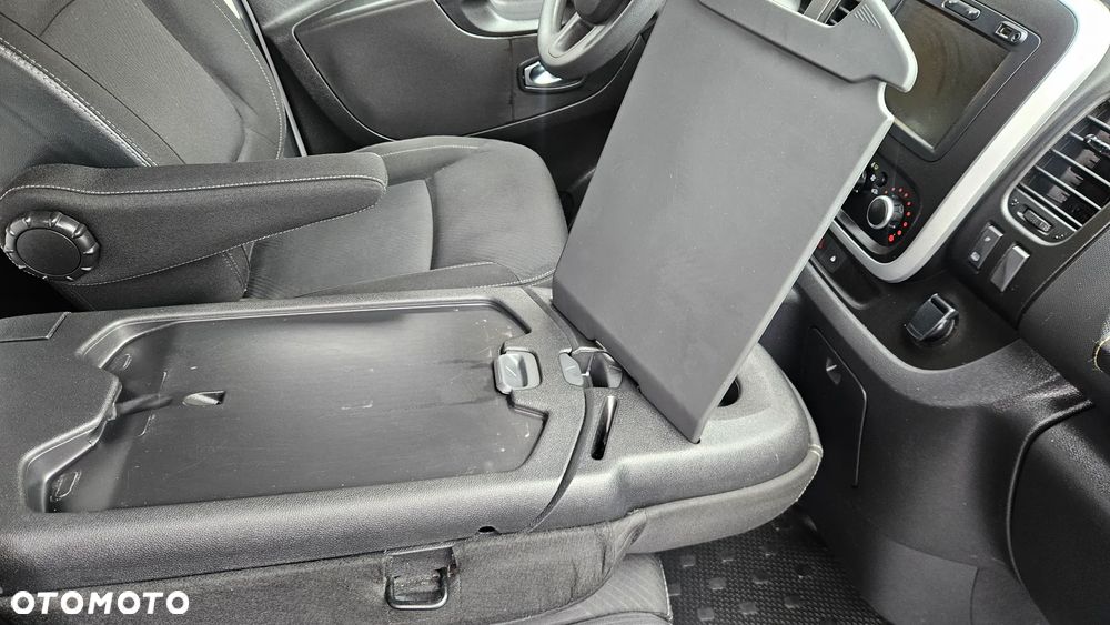 Renault TRAFIC - 11