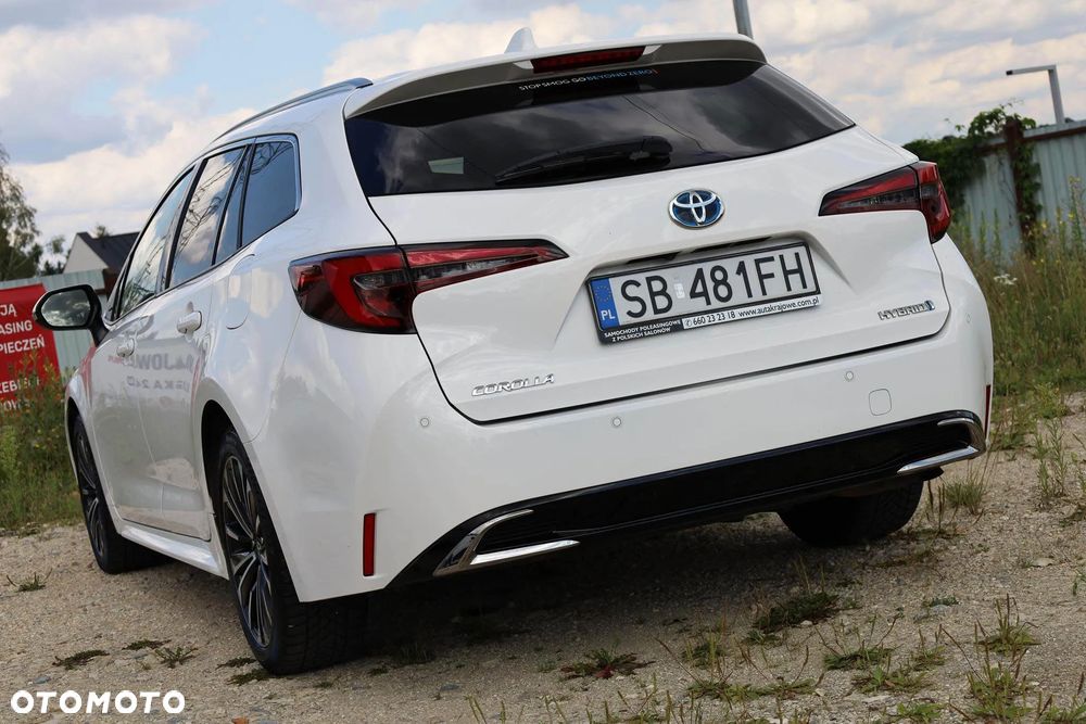Toyota Corolla 2.0 Hybrid Style - 6