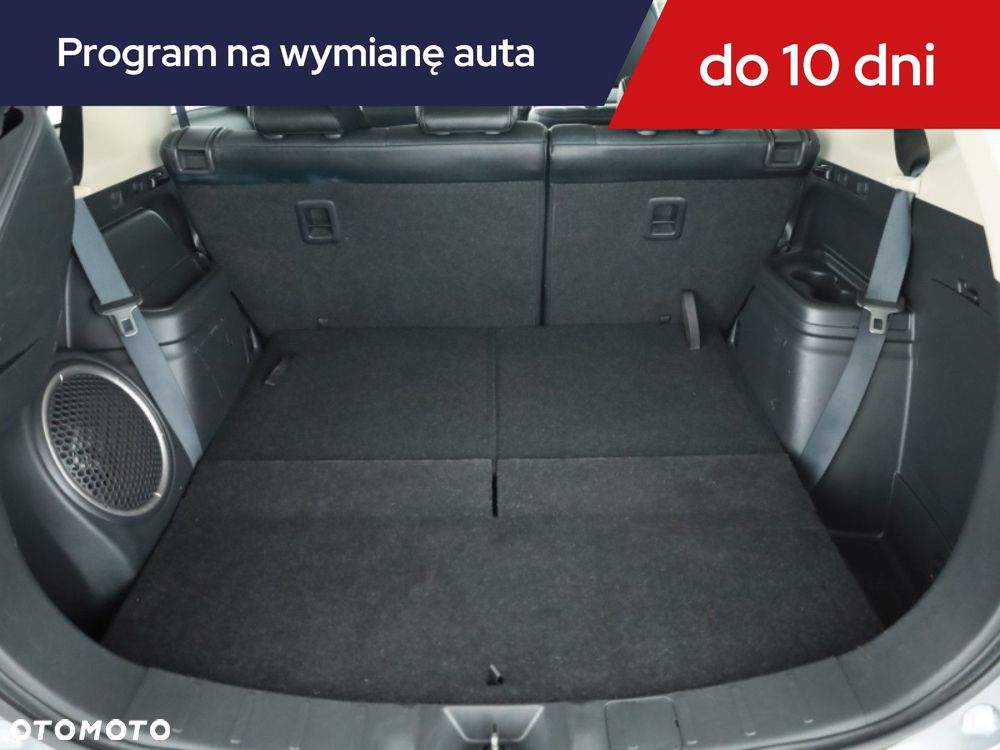 Mitsubishi Outlander - 13