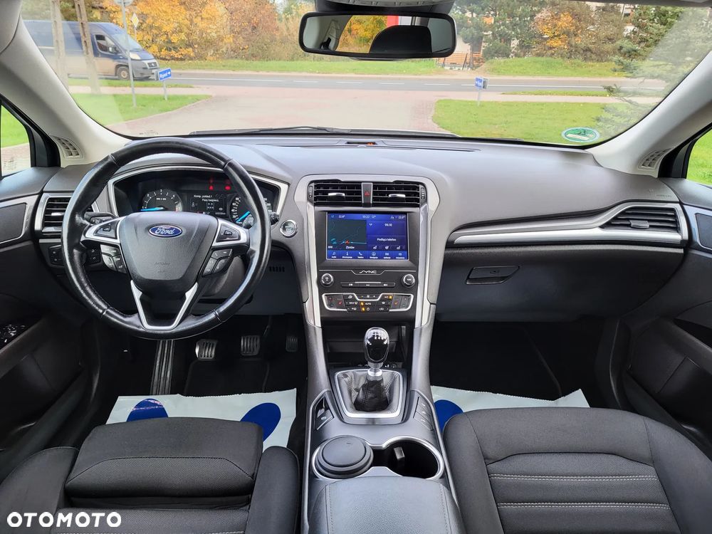 Ford Mondeo Turnier 2.0 EcoBlue Titanium - 14