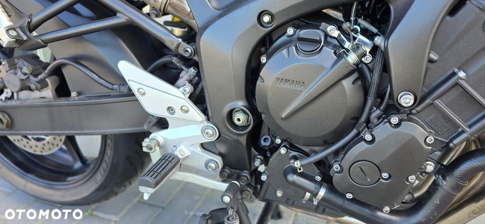 Yamaha FZ6 - 17