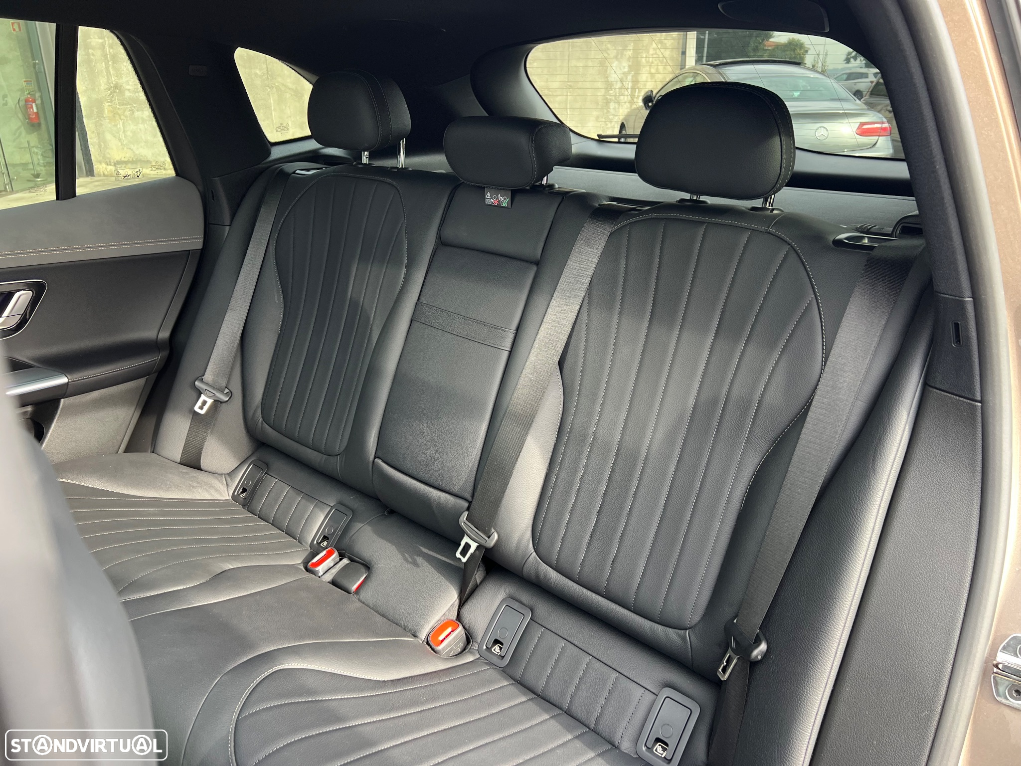 Mercedes-Benz EQE SUV 300 AMG Line - 17