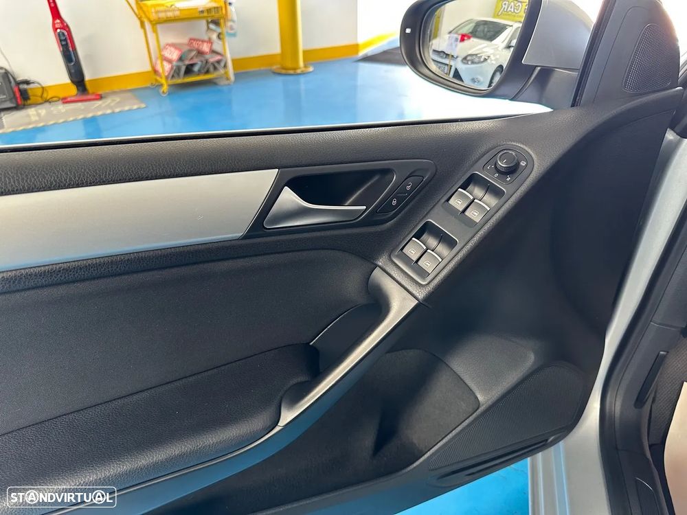 VW Golf Cabriolet 1.4 TSI DSG - 16