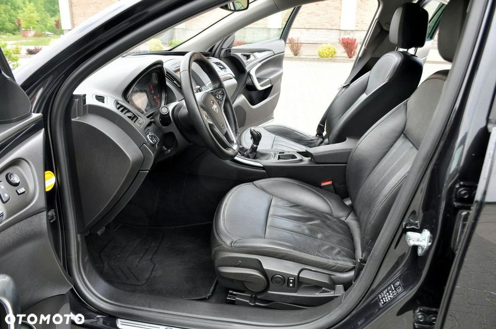 Opel Insignia - 21