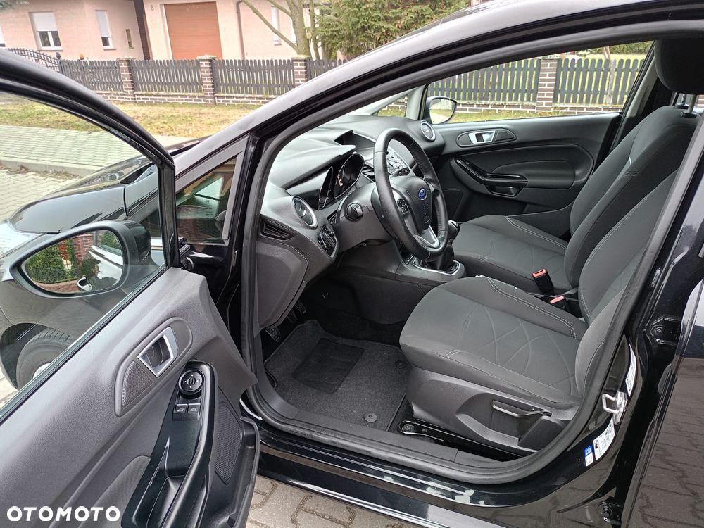 Ford Fiesta - 9