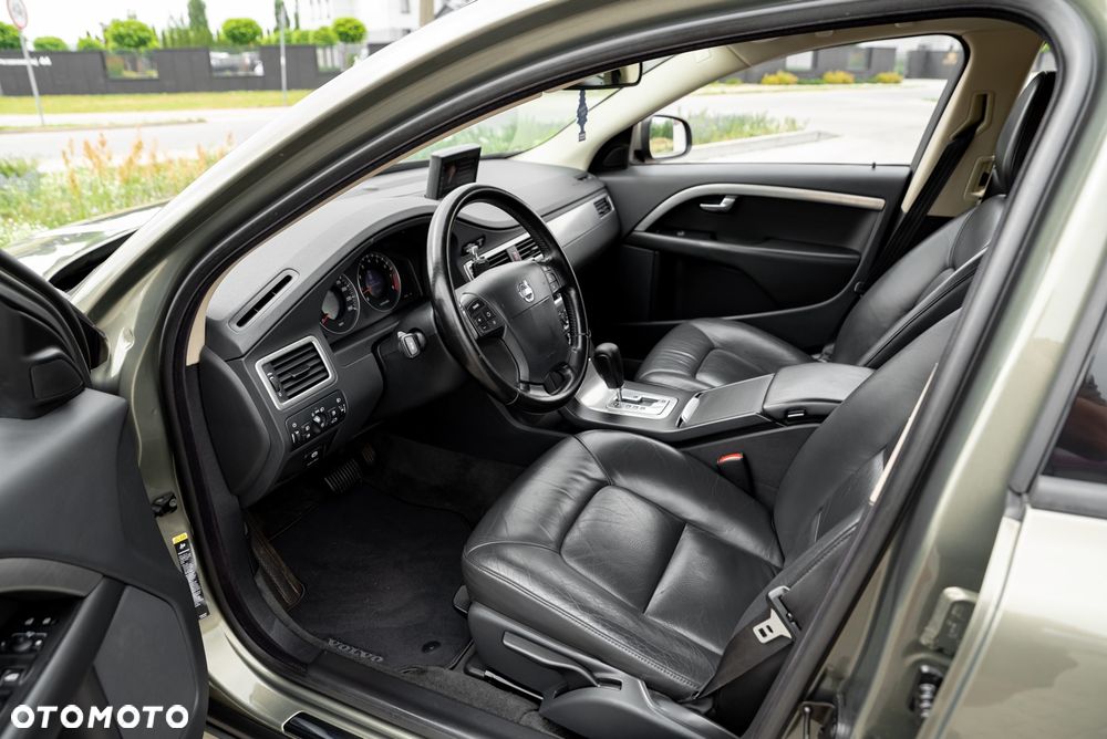 Volvo V70 2.5T Summum - 20