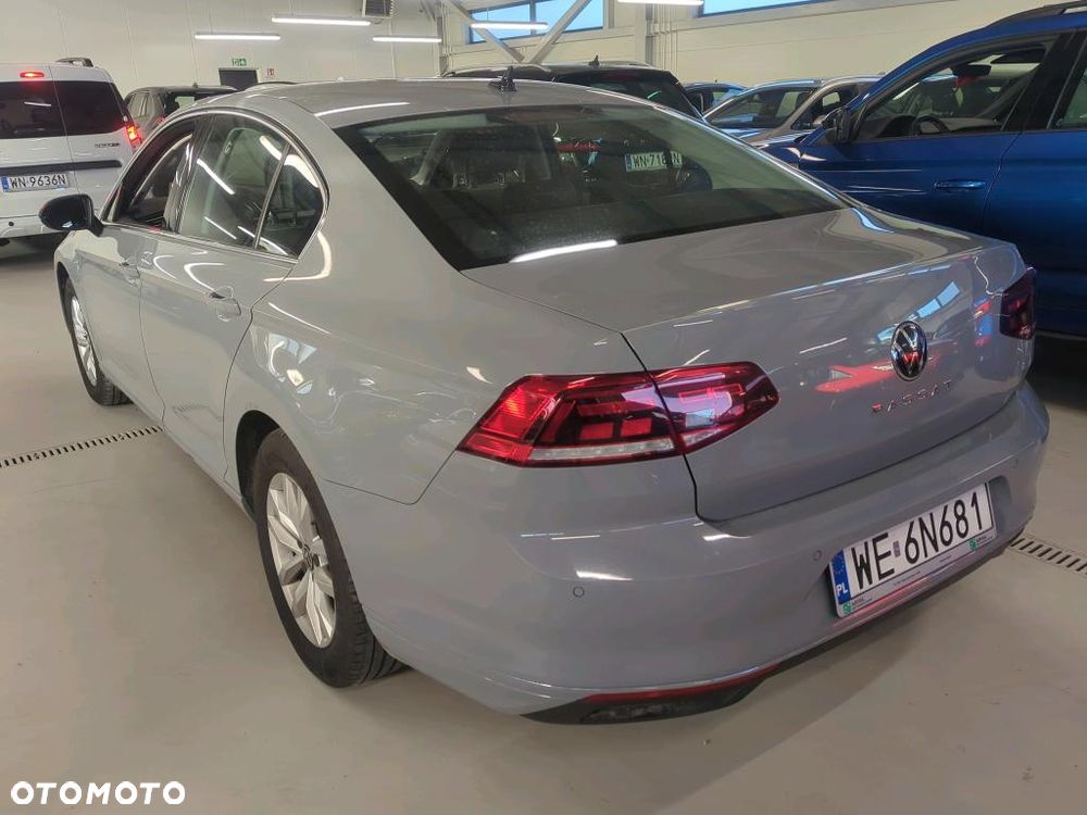 Volkswagen Passat 2.0 TDI EVO Business - 3