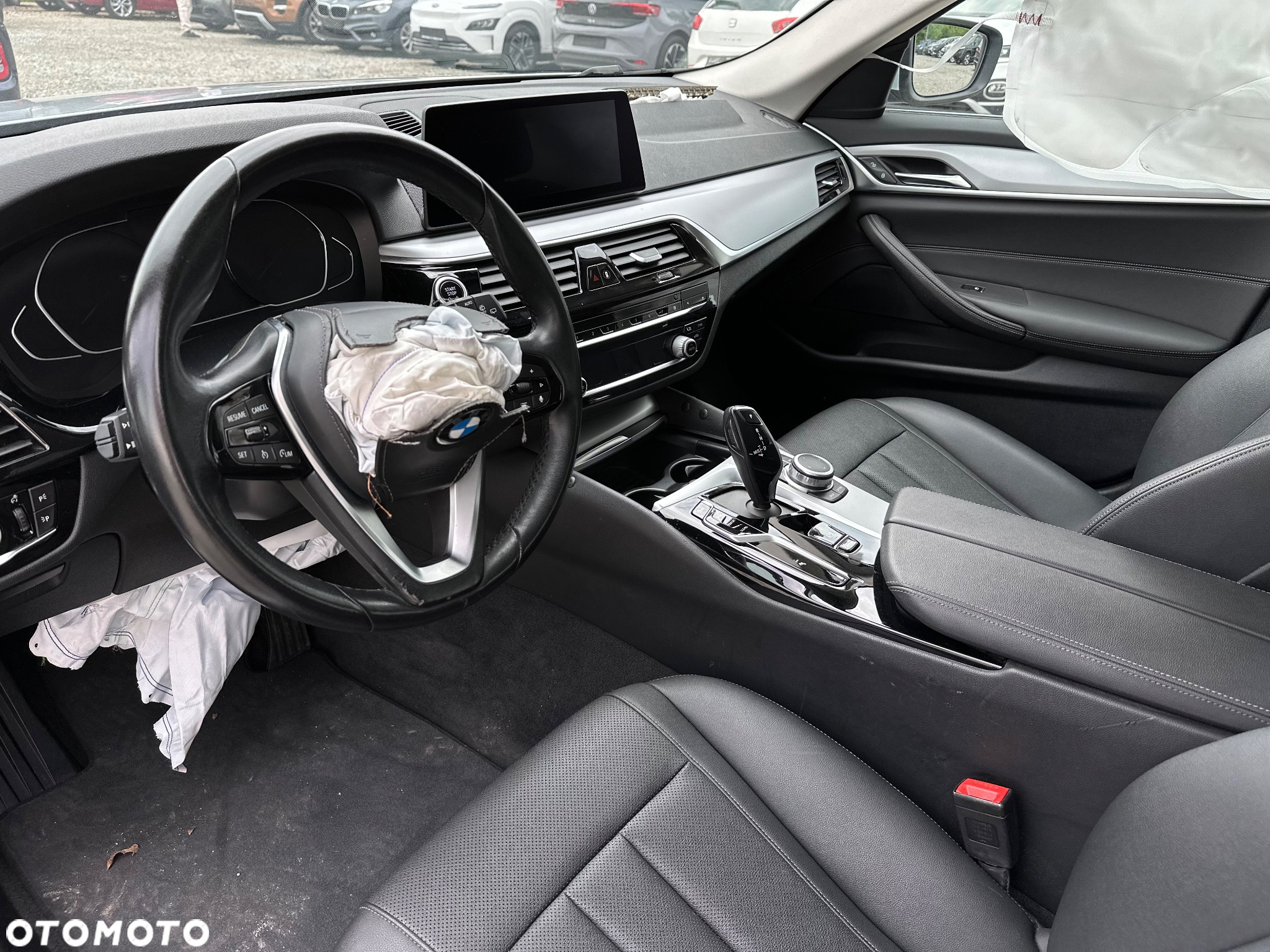 BMW Seria 5 530d xDrive Touring Luxury Line - 10