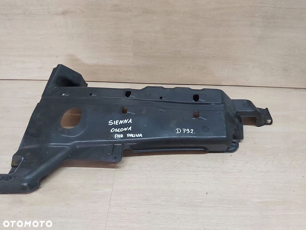 TOYOTA Sienna XL30 11-20r osłona dolna podwozia dolna 77765-08030 - 1