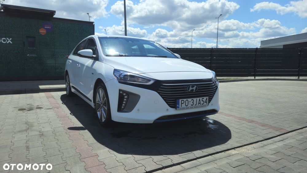 Hyundai IONIQ - 1