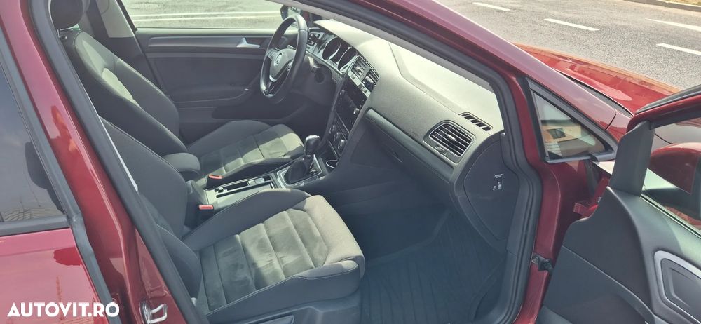 VOLKSWAGEN Golf 2019 — imagine 12