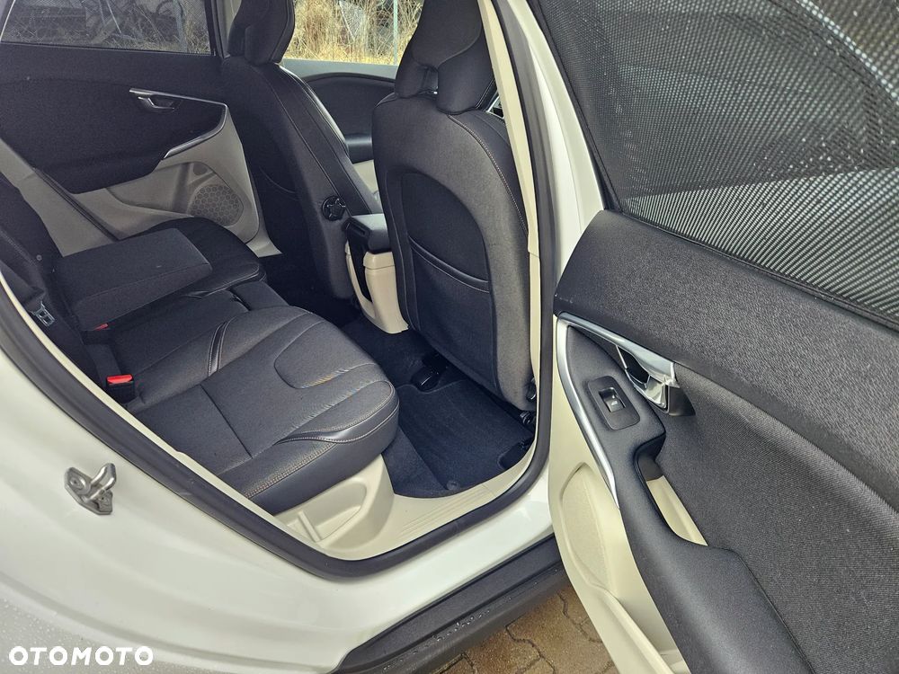 Volvo V40 Cross Country D2 - 21