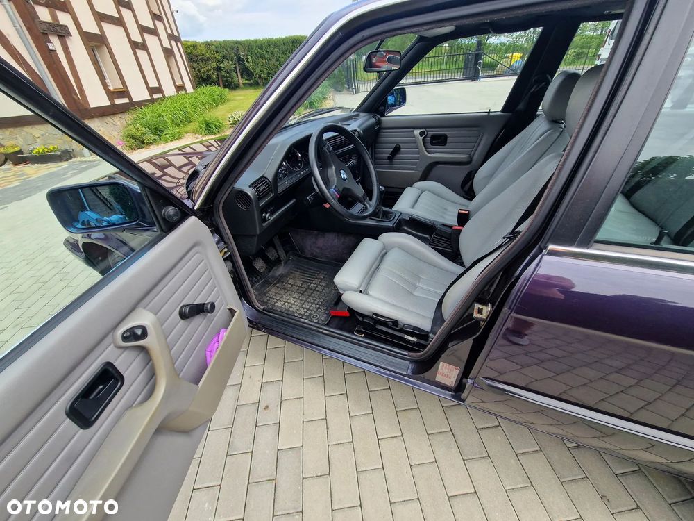 BMW Seria 3 - 12