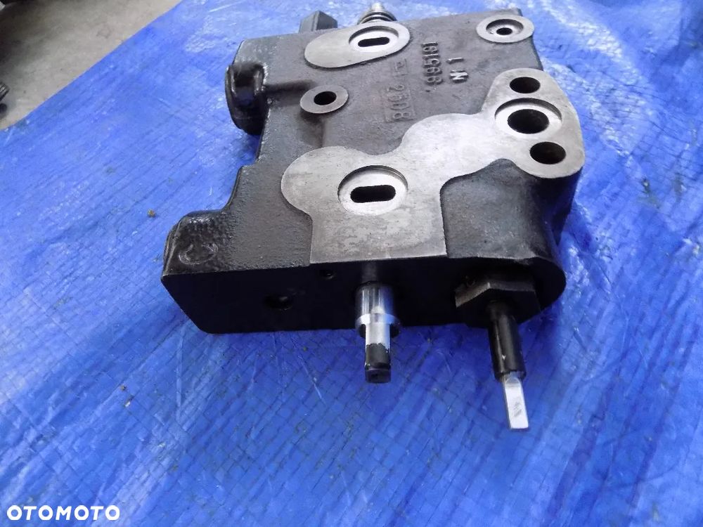 rozdzielacz sekcja rozdzielacza 995191 cnh new holland case - 4