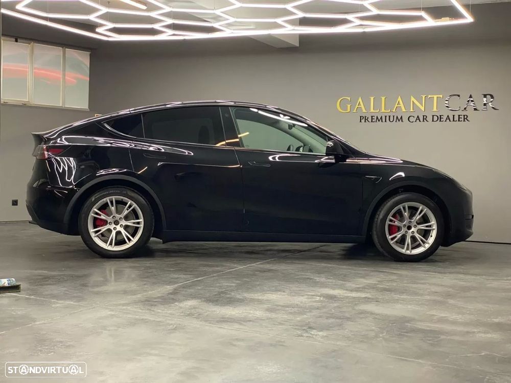Tesla Model Y Long Range RWD - 19