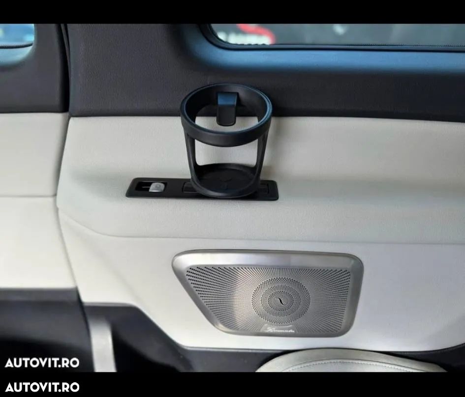 Mercedes-Benz V - 26