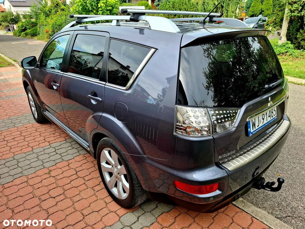 Mitsubishi Outlander 2.0 DID Intense + - 8