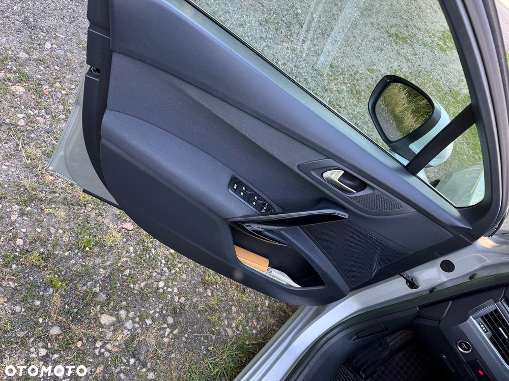 Peugeot 508 1.6 e-HDi Active S&S - 17