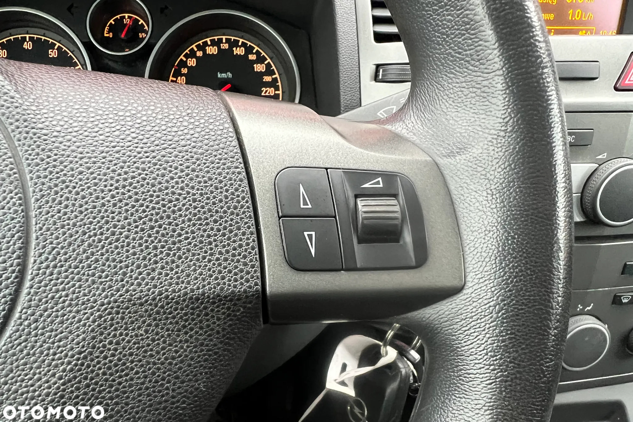 Opel Zafira 1.8 - 24