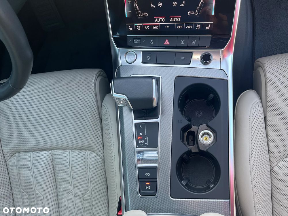 Audi A6 Avant 50 TDI quattro tiptronic sport - 31
