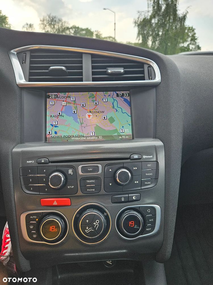 Citroën C4 1.6 HDi Seduction - 13