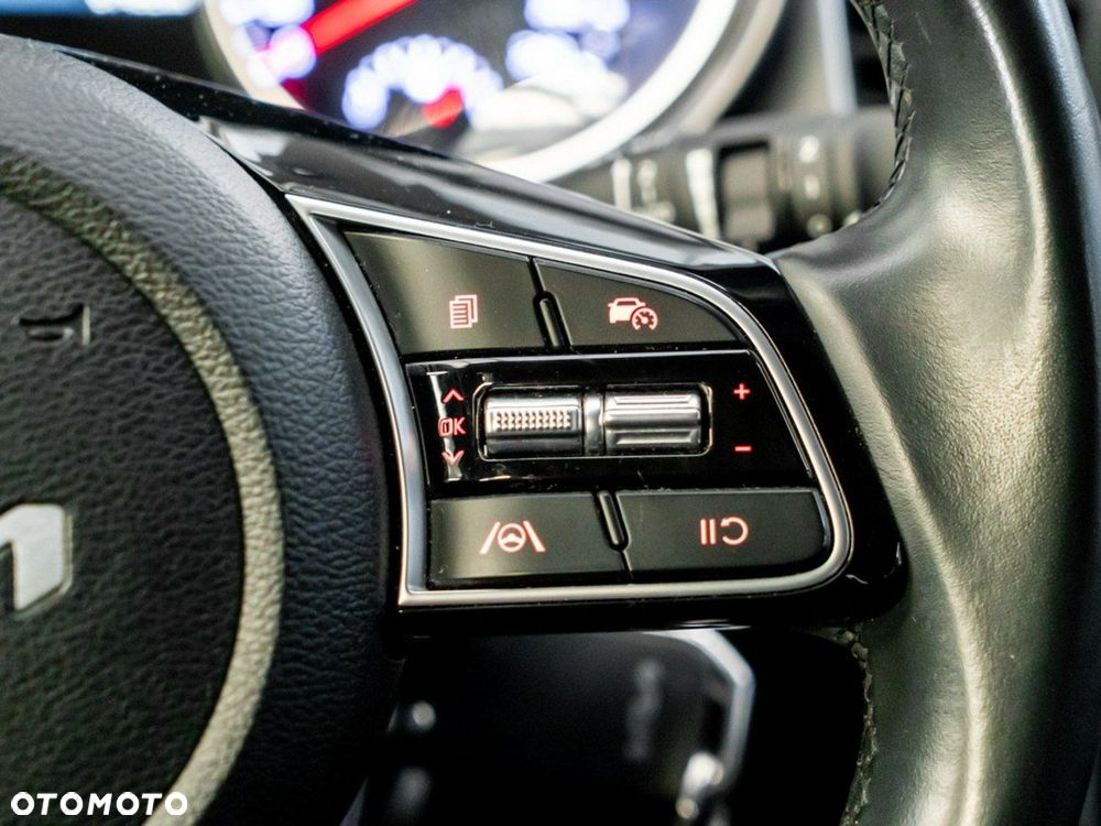 Kia XCeed 1.5 T-GDI M - 25