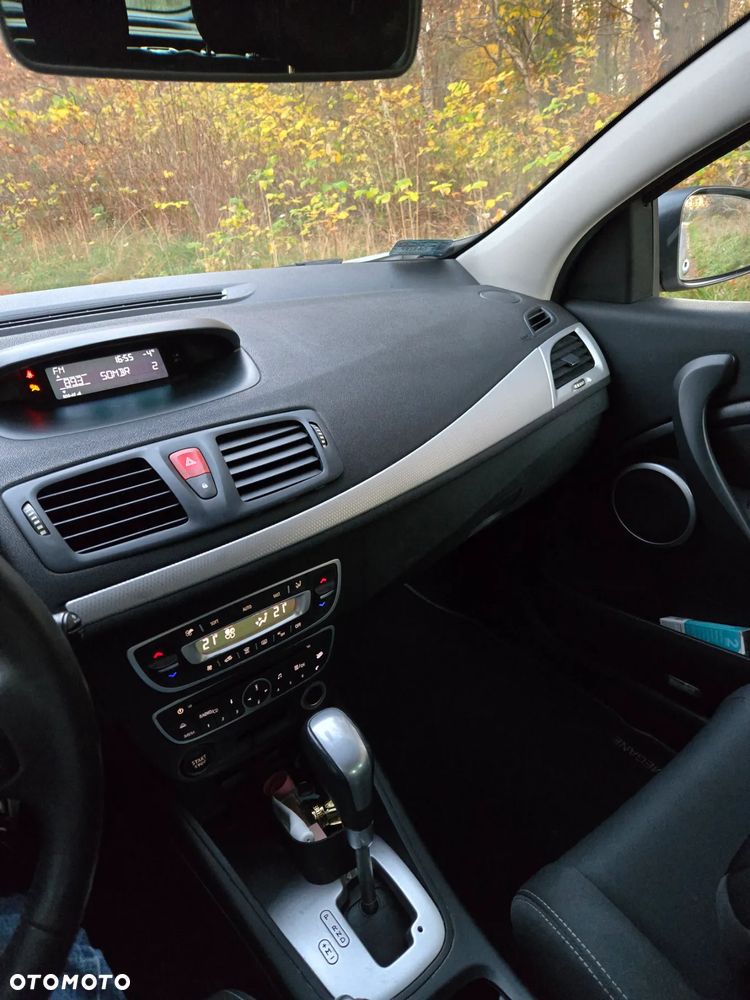 Renault Megane 2.0 16V Exception CVT - 13