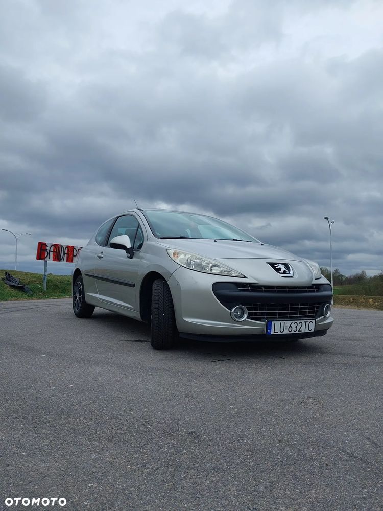 Peugeot 207 - 7