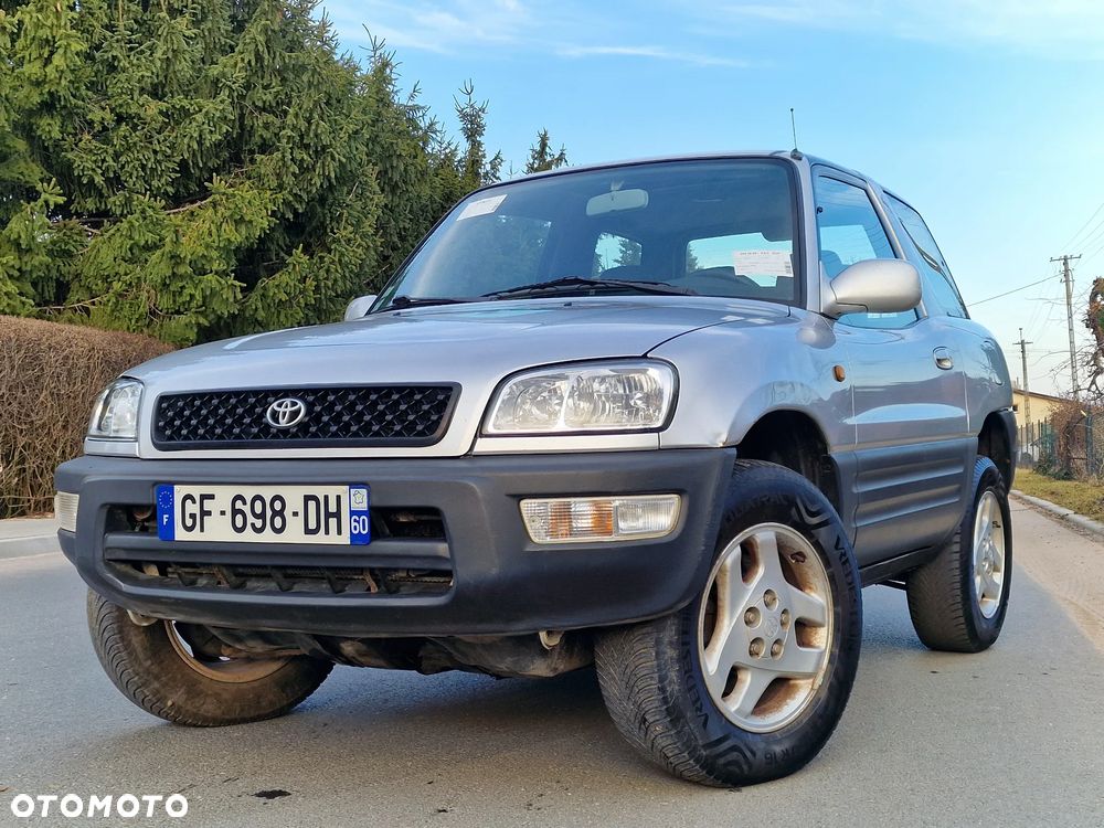 Toyota RAV4 2.0 Special - 19