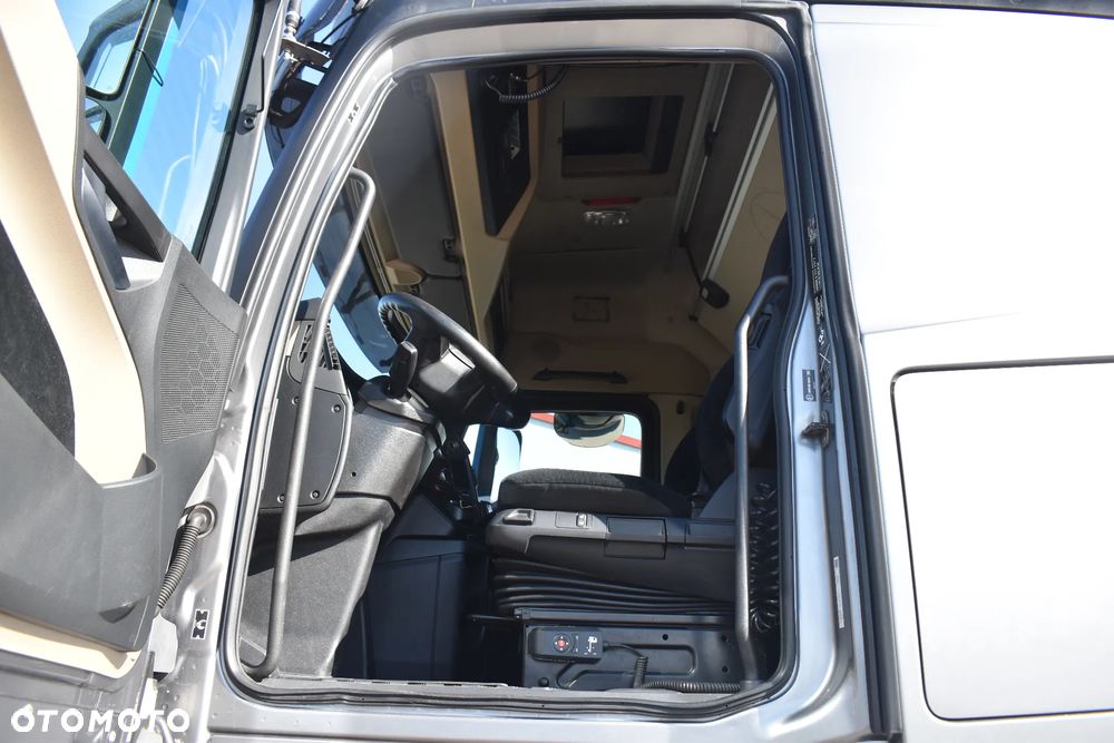 Mercedes-Benz ACTROS 1845 - 8