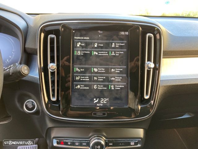 Volvo XC 40 T5 Twin Engine DKG Momentum Pro - 24