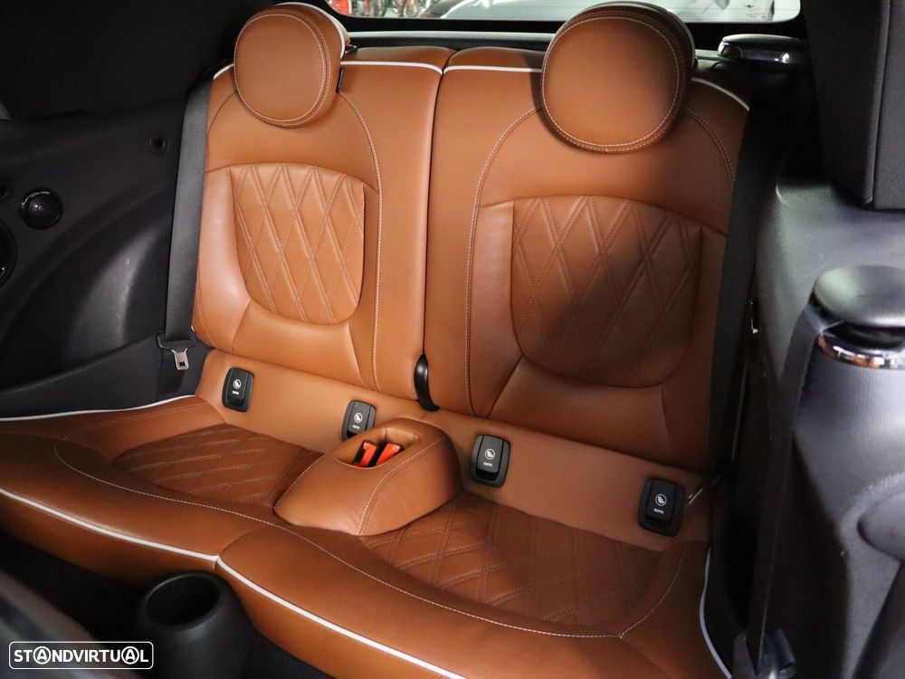 MINI Cabrio Cooper S Auto - 15