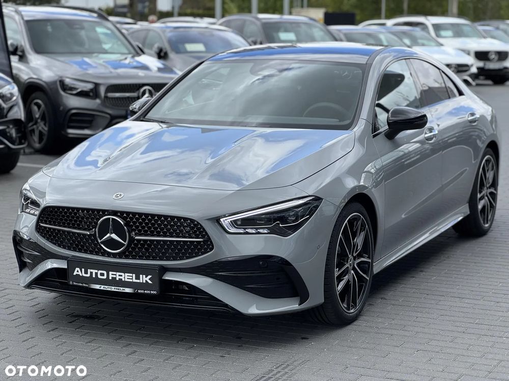 Mercedes-Benz CLA 200 AMG Line 7G-DCT - 2