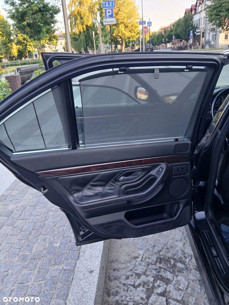BMW Seria 7 728i L - 11