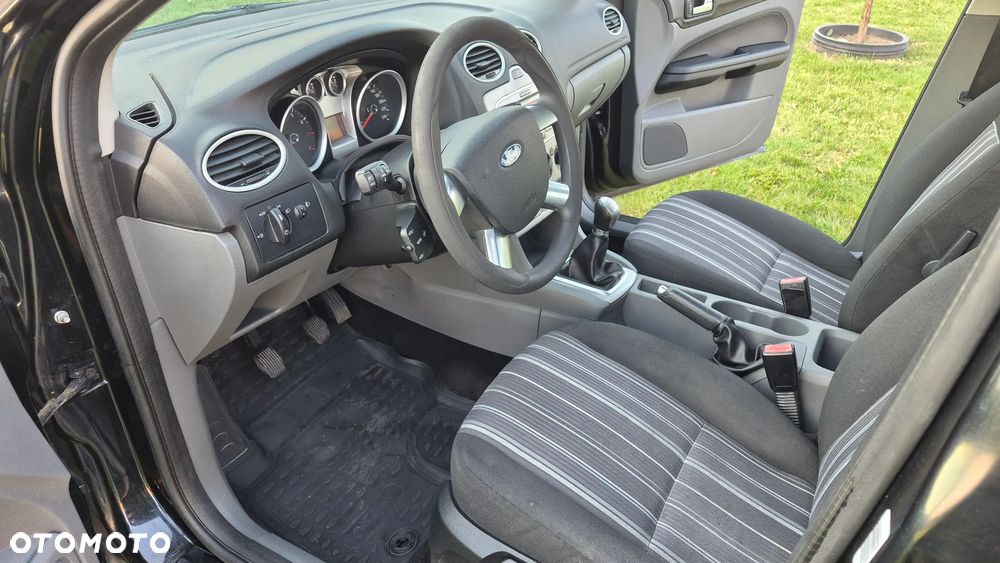 Ford Focus - 10