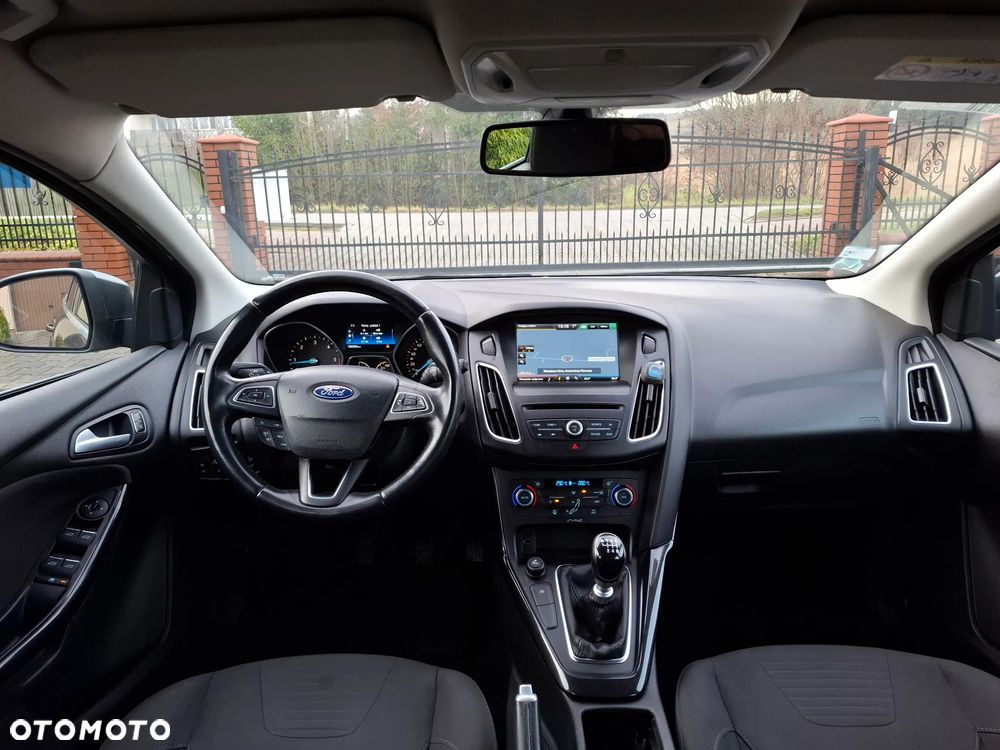 Ford Focus 1.5 EcoBlue STart-Stopp-System TITANIUM - 15