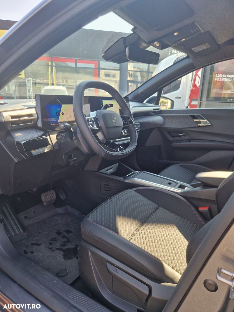 Renault Clio VI E-Tech 160 HEV Techno - 17