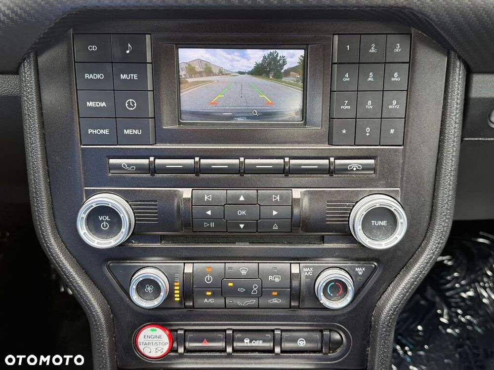 Ford Mustang 3.7 V6 Premium - 24