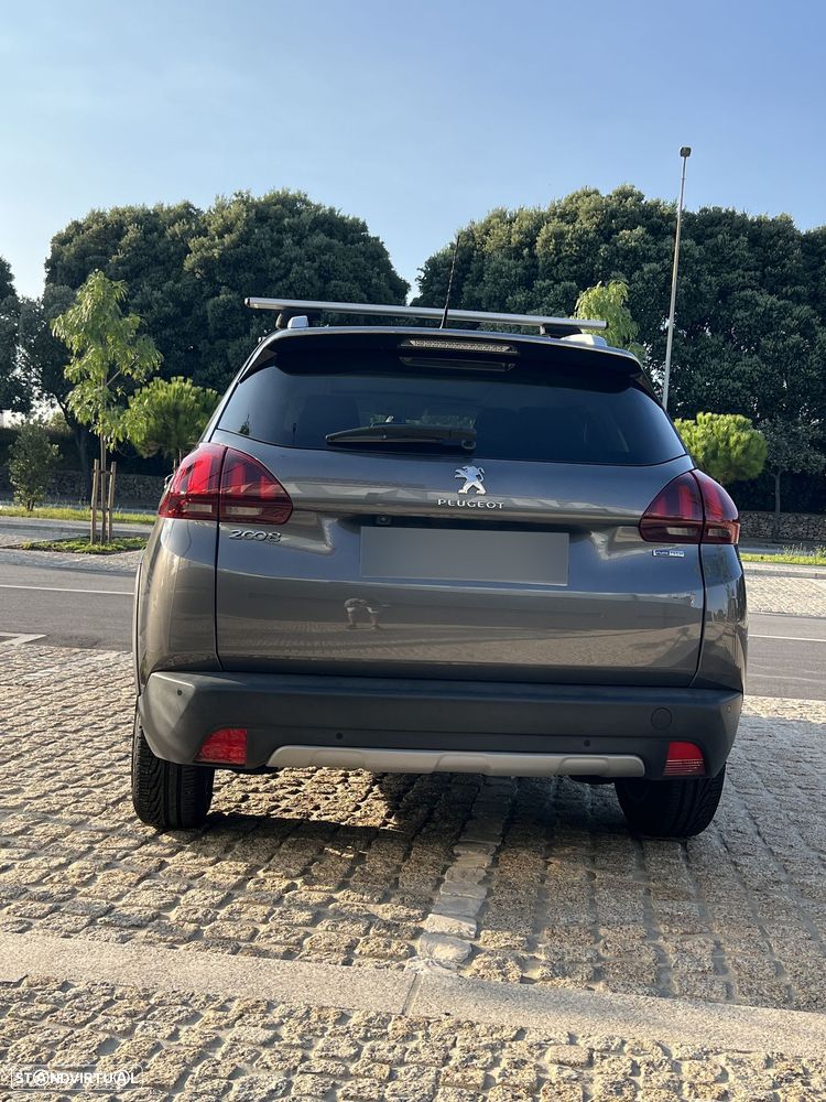 Peugeot 2008 1.2 PureTech Allure EAT6 - 16