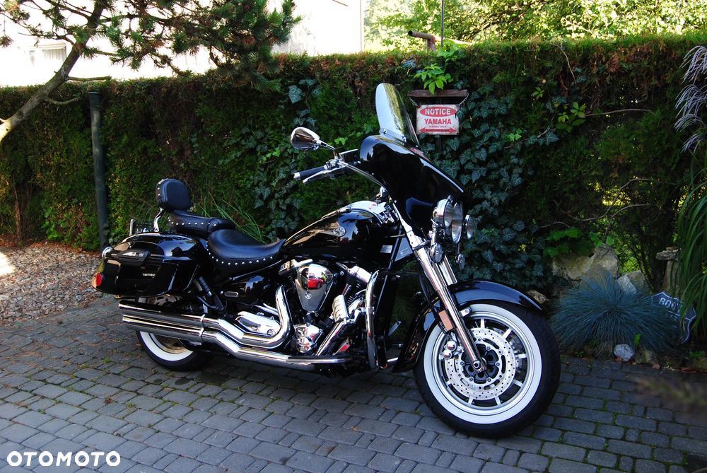 Yamaha Road Star - 1