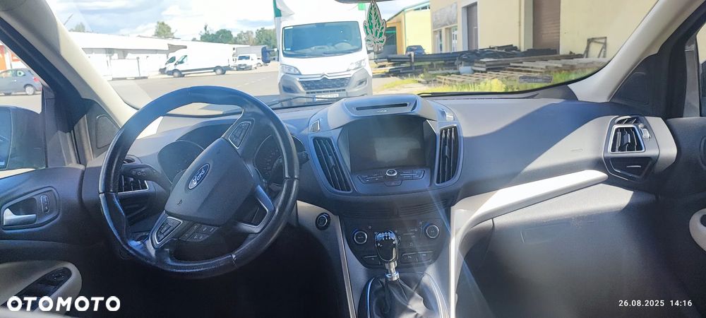 Ford Kuga 2.0 TDCi 4WD Titanium - 5