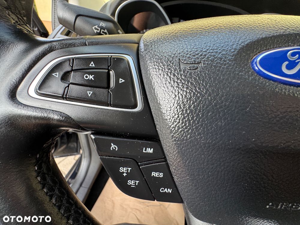 Ford Focus 1.6 TDCi DPF Titanium - 17