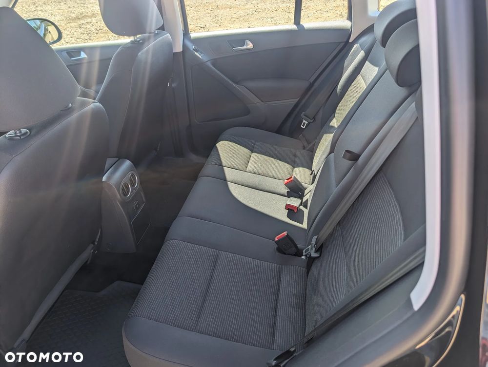Volkswagen Tiguan 1.4 TSI Perfectline - 12