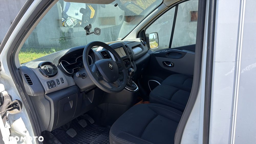 Renault Trafic - 9