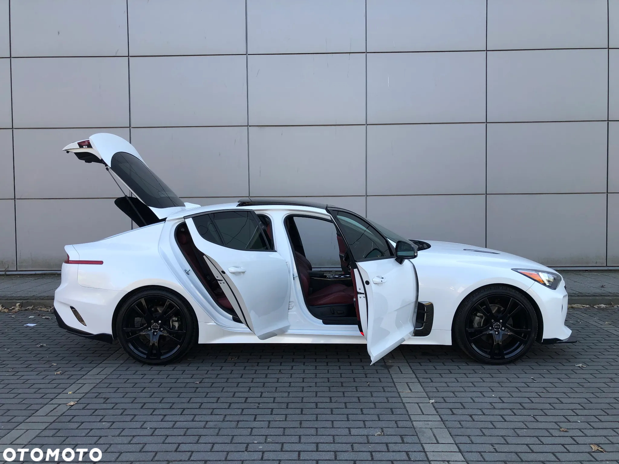 Kia Stinger 2.0 T-GDI GT Line - 23