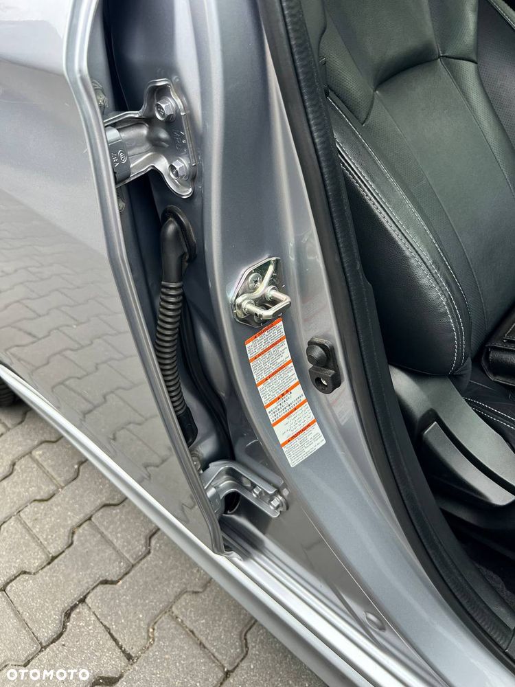 Subaru Impreza 2.0i Sport (EyeSight) Lineartronic - 35